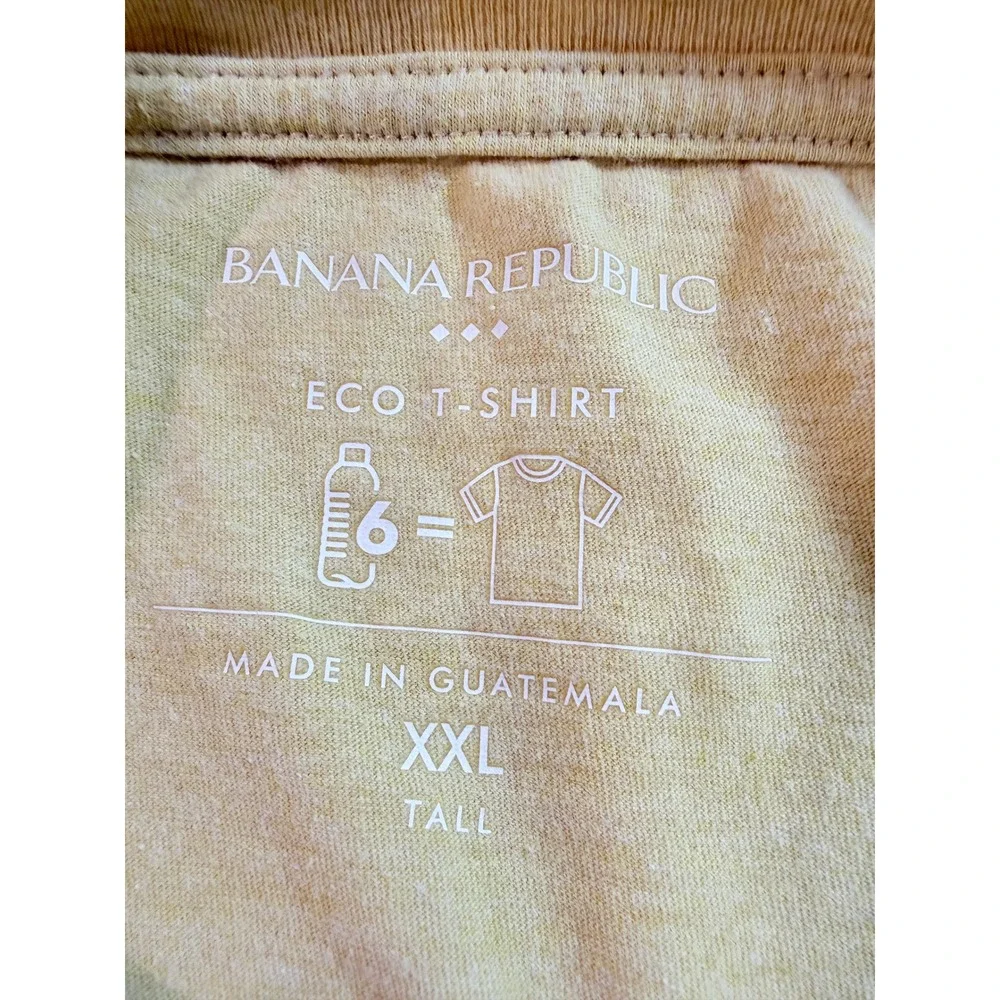 Banana Republic T-Shirt Mens XXL Gold Safari Car Graphic Eco Tee‎ Tall 762126-00